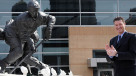 'Le Magnifique' cast in bronze: Lemieux statue unveiled