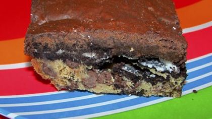 The offending/entertaining brownie, made with Oreos