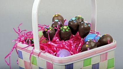 Easter cake pops.
