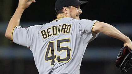 Erik Bedard pitches against the Los Angeles Dodgers during the fourth inning at Dodger Stadium.
