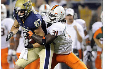 As a prolific tackler, Sean Spence has drawn comparisons to another former University of Miami player == Jonathan Vilma