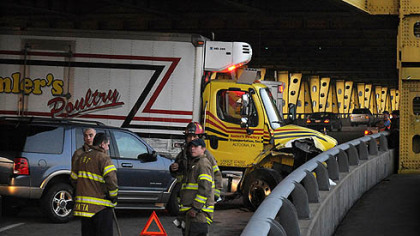 Fort Pitt Bridge outbound reopens after truck crash