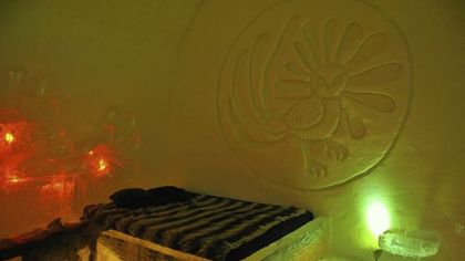 Bedroom in the Hotel de Glace.