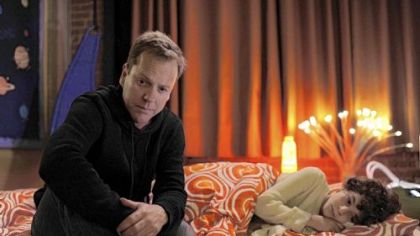 Kiefer Sutherland and David Mazouz in "Touch."