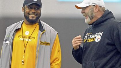 Steelers offensive coordinator Bruce Arians, seen talking with coach Mike Tomlin, may not return next season. Replacing him could be a difficult task for the team.