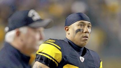 With a Hall of Fame-worthy resume, is it time for HInes Ward to retire?