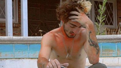 "Dragonslayer" follows Josh "Skreech" Sandoval on his quest to find empty swimming pools to skateboard in.
