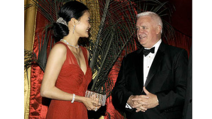 Event co-chair Vivian Benter talks with Gov. Tom Corbett during the reception before dinner at the Pittsburgh Opera gala. Gov. Corbett was honored with a lifetime achievement award.