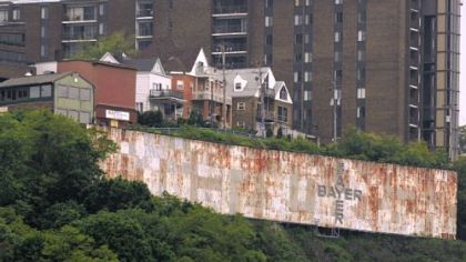 Advertisers, city council continue 'Pittsburgh' sign dispute