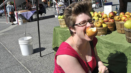 Fresh food is back in season at Downtown farmers market