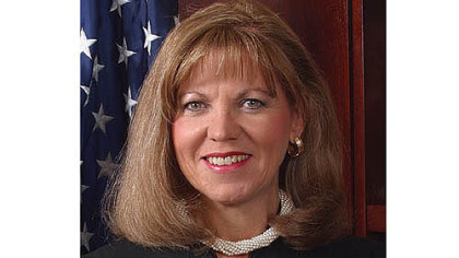 Justice Joan Orie Melvin to step away from state Supreme Court to fight charges
