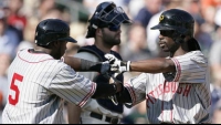 Red-hot McCutchen hits 2 HRs in Pirates win