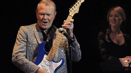 Concert review: Glen Campbell offers sweet, bold farewell