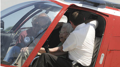 Program grants 98-year old woman's wish of helicopter ride