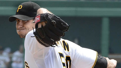 Pirates fall quietly to Mets, 3-1