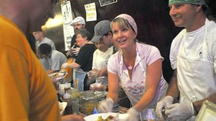 Amateur cook-off held at Mr. Smalls