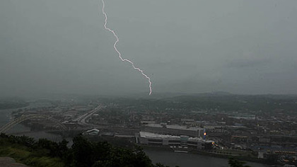 More thunderstorms expected to roll through area tonight