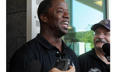 Former Steelers quarterback Kordell Stewart talks to the media during a press conference to announce his retirement from football as a Steeler.
