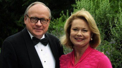 Steve and board chair Bev Elliott.