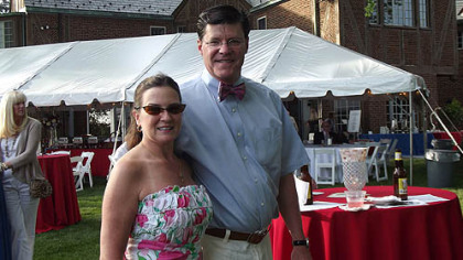 It was a perfect evening Friday for the Blind and Vision Rehabilitation Services of Pittsburgh fundraiser "For Your Eyes Only," held at the private residence of Dr. Laura Pallan and Mr. John Tippins in Sewickley Heights, known as Windward Estate. More than 180 guests attended.