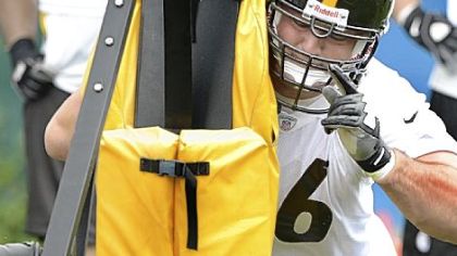 Steelers No. 1 pick David DeCastro works on his first day in uniform.