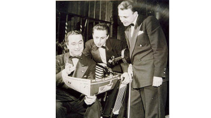 Art Yagello, at right, with fellow musicians in the Union Grill trio.