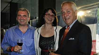 James and Terry Moss, left with Von Campanella of Delta Airlines.