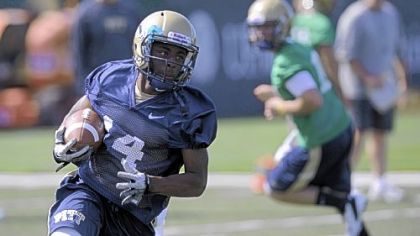 Wide receiver Ronald Jones practices during Pitt Media Day at the UPMC South Side facility.