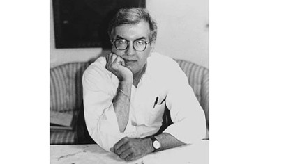 Larry McMurtry -- "I do not want to leave 500,000 books to my son and grandson."