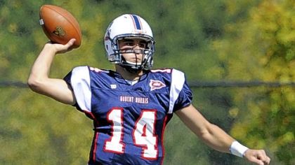 Robert Morris quarterback Jeff Sinclair, a Highlands High School grad, passed for 1,373 yards and 11 touchdowns last year.